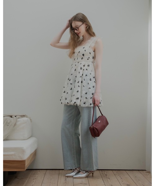 JUMELLE(ジュメロ)の「レースデザインワイドデニム(デニムパンツ・レディース・ライトブルー/ブラック・SMALL/MEDIUM)」の11枚目の写真