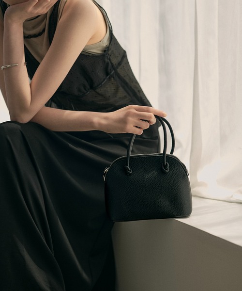 LAULEN(ローレン)の「not handle mini dome bag /ノットハンドル ミニドームバッグ(ショルダーバッグ・レディース・ブラック/ベージュ/アイボリー・FREE)」の13枚目の写真