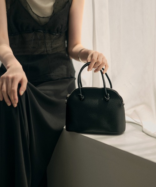 LAULEN(ローレン)の「not handle mini dome bag /ノットハンドル ミニドームバッグ(ショルダーバッグ・レディース・ブラック/ベージュ/アイボリー・FREE)」の14枚目の写真