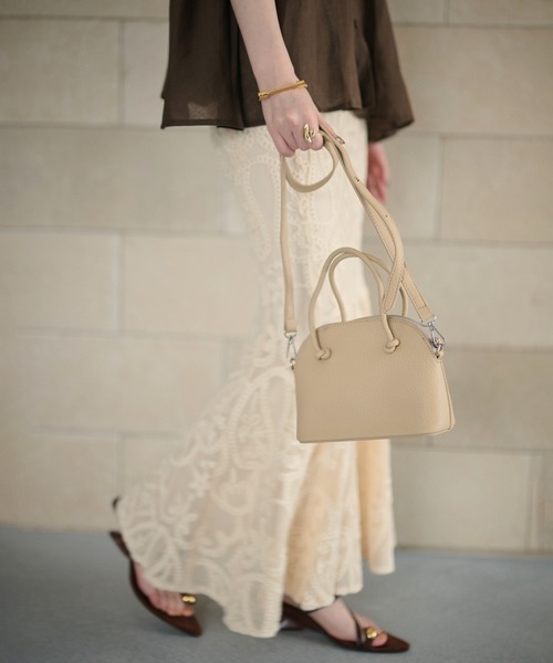 LAULEN(ローレン)の「not handle mini dome bag /ノットハンドル ミニドームバッグ(ショルダーバッグ・レディース・ブラック/ベージュ/アイボリー・FREE)」の18枚目の写真