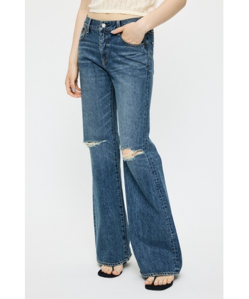 MOUSSY(マウジー)の「LOW SLUNG RIPPED FLARE(デニムパンツ・レディース・ブルー・0/1/2)」の7枚目の写真