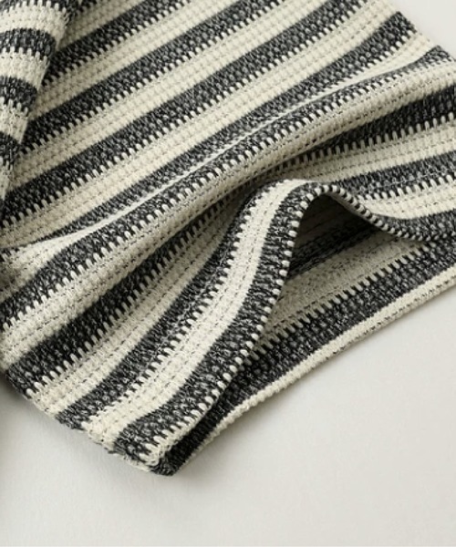 U:UME(ユーム)の「Emboss Baisc Stripe T(Tシャツ/カットソー・メンズ・アイボリー/ブラック・SMALL/X-LARGE/LARGE/MEDIUM)」の4枚目の写真
