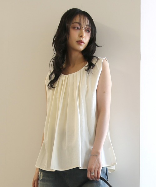 No one knows(ノーワンノーズ)の「ZOZO限定 フロントタックノースリーブブラウス(シャツ/ブラウス・レディース・ブラック/キナリ・FREE)」の13枚目の写真