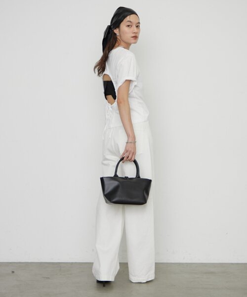 LOUNGEDRESS(ラウンジドレス)の「《バックオープン》バックホール半袖Tシャツ(Tシャツ/カットソー・レディース・オフホワイト/イエロー・FREE)」の5枚目の写真