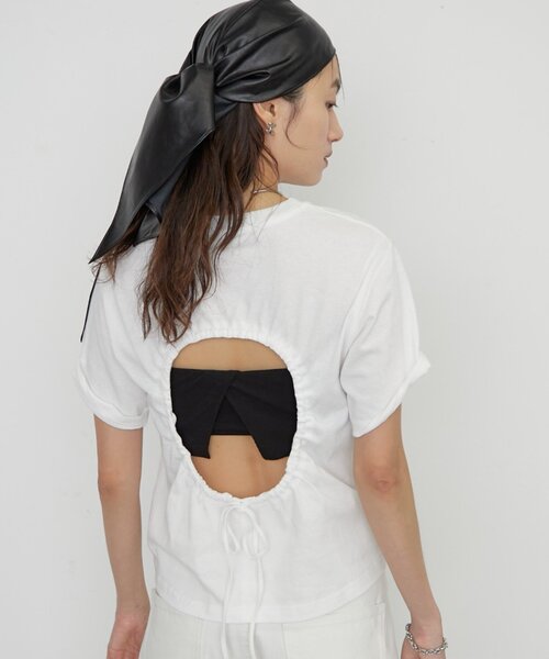 LOUNGEDRESS(ラウンジドレス)の「《バックオープン》バックホール半袖Tシャツ(Tシャツ/カットソー・レディース・オフホワイト/イエロー・FREE)」の8枚目の写真