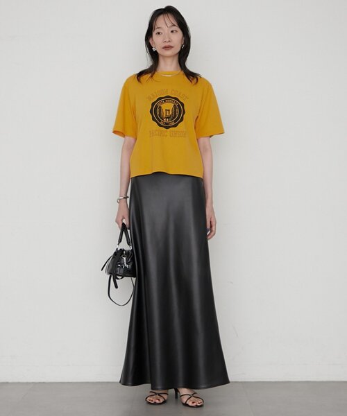 LOUNGEDRESS(ラウンジドレス)の「《バックオープン》バックホール半袖Tシャツ(Tシャツ/カットソー・レディース・オフホワイト/イエロー・FREE)」の11枚目の写真