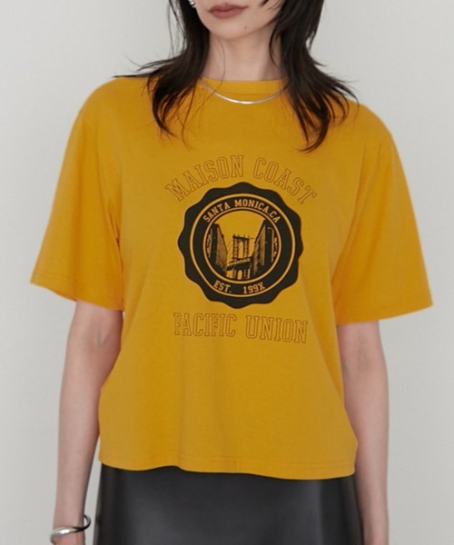 LOUNGEDRESS(ラウンジドレス)の「《バックオープン》バックホール半袖Tシャツ(Tシャツ/カットソー・レディース・オフホワイト/イエロー・FREE)」の1枚目の写真