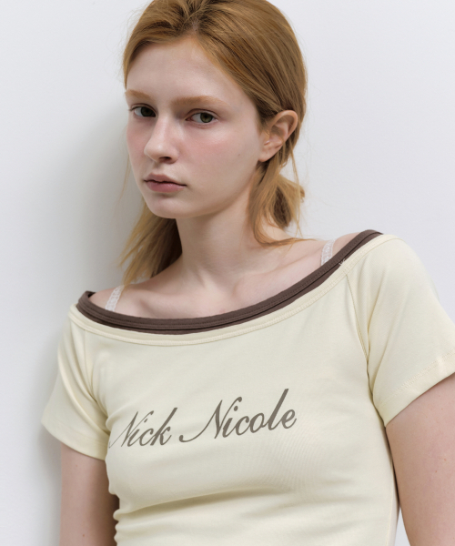 NICK&NICOLE（ニックアンドニコール）の「OFF-SHOULDER FRILL CROP TOP_CREAM（Tシャツ/カットソー・レディース・その他・FREE）」の3枚目の写真