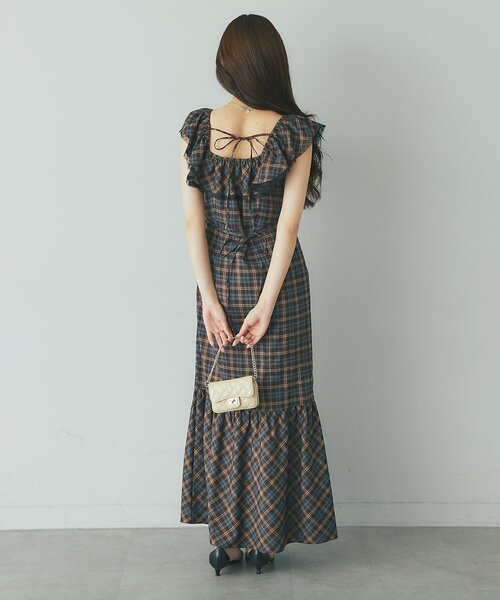 La boutique BonBon(ラブティックボンボン)の「【大人ガーリー】チェックレーストリムワンピース(ワンピース・レディース・ブラウン/バーガンディー・38/36)」の14枚目の写真