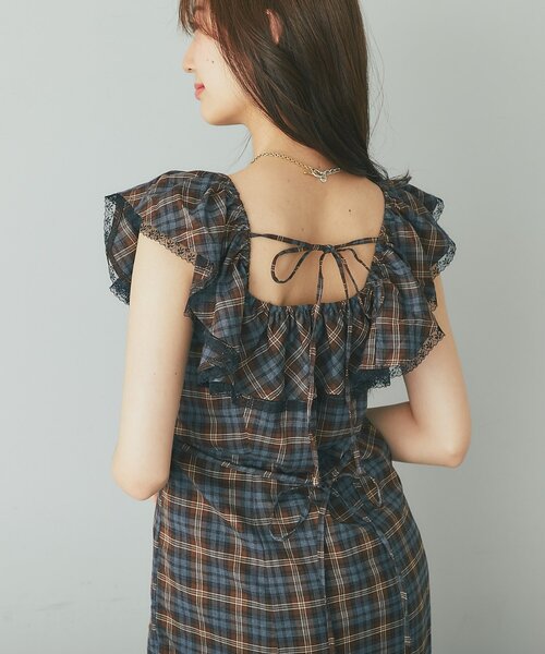La boutique BonBon(ラブティックボンボン)の「【大人ガーリー】チェックレーストリムワンピース(ワンピース・レディース・ブラウン/バーガンディー・38/36)」の16枚目の写真