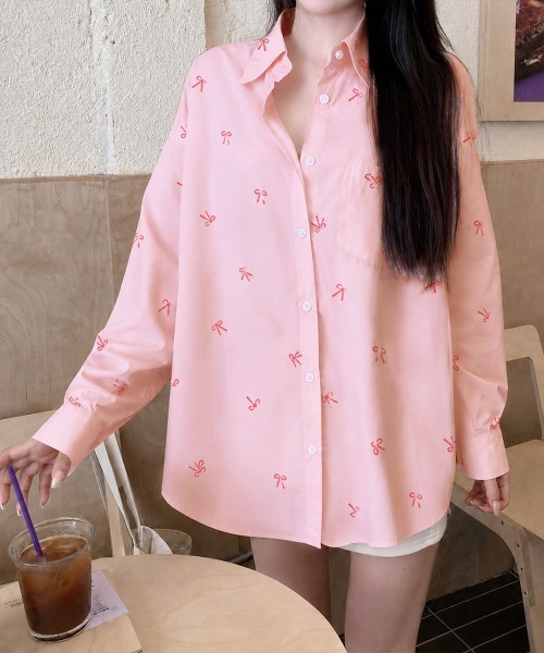 Miniministore(ミニミニストア)の「総柄リボンシャツブラウス ゆったりシャツ(シャツ/ブラウス・レディース・ピンク/ブルー/ホワイト・FREE)」の4枚目の写真