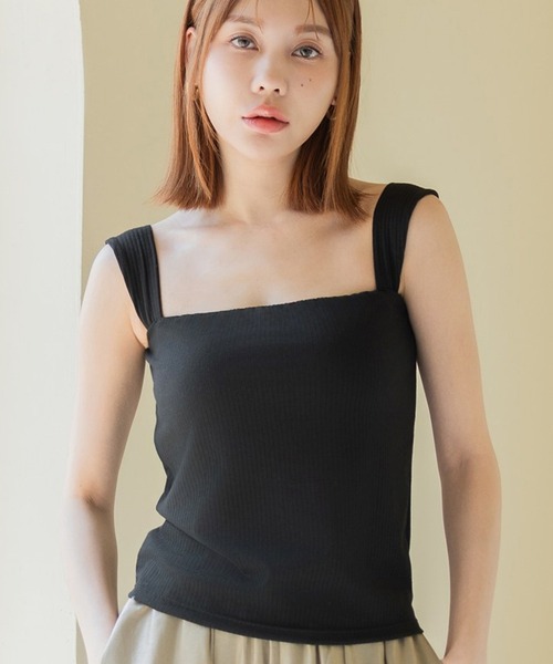 tu-hacci(ツーハッチ)の「スクエアネックリブブラトップ《BRAmone Fashion Glamorous》(キャミソール・レディース・テラコッタ/アイボリー/ブラック・70L/70M/65L/65M/75L/75M)」の1枚目の写真
