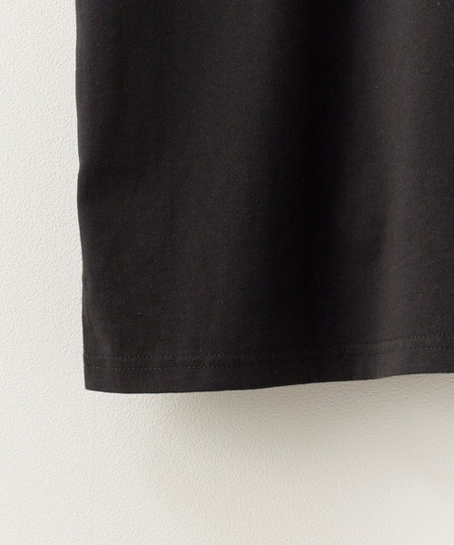 Russell Athletic(ラッセルアスレティック)の「RUSSELL ATHLETIC / ラッセルアスレティック Campus Jersey Standard Print T キャンパス ジャージー スタンダード プリント Tシャツ 半袖 メンズ レディース 秋 秋服 2026年秋冬(Tシャツ/カットソー・メンズ・ホワイト/ブラック・M/L/XL)」の4枚目の写真