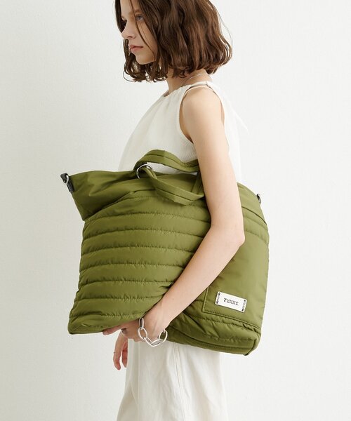 CIAOPANIC TYPY(チャオパニックティピー)の「:【TYNNE.】2WAYキルティングトートバッグ(ショルダーバッグ・レディース・ブラック系その他/シルバー/イエロー/カーキ/ブラック/ブラウン・ONE SIZE)」の4枚目の写真