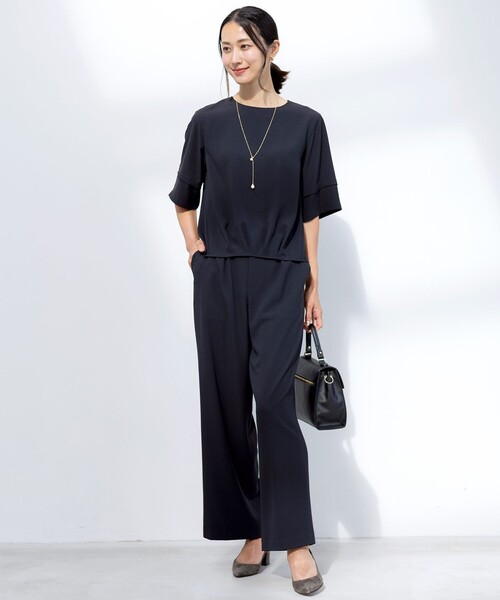 J.PRESS Ladies(J.プレス レディス)の「【セットアップ対応・人気素材】Light ジョーゼット クルーネック ブラウス(シャツ/ブラウス・レディース・ブラック系/ネイビー系/ダークブラウン系・XS)」の5枚目の写真