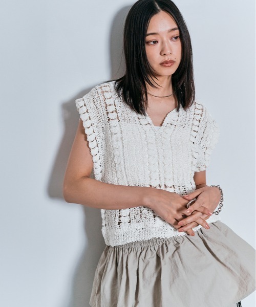 W:Huku(フーク)の「キーネック クロシェ ニット トップス(ニット/セーター・レディース・オフホワイト/アイボリー・FREE)」の11枚目の写真