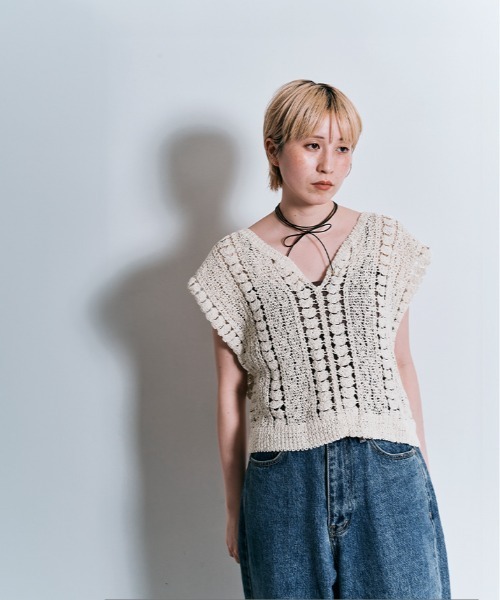 W:Huku(フーク)の「キーネック クロシェ ニット トップス(ニット/セーター・レディース・オフホワイト/アイボリー・FREE)」の15枚目の写真