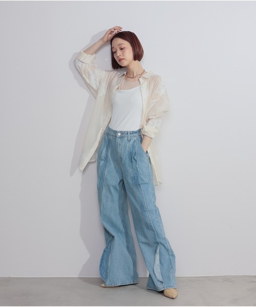 OandI(オーアンドアイ)の「フラワー刺繍シアーシャツ(シャツ/ブラウス・レディース・ブラック/アイボリー・FREE)」の6枚目の写真