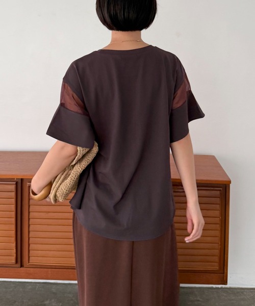 Doux archives(ドゥアルシーヴ)の「袖シアー切替カットソー(Tシャツ/カットソー・レディース・ブラウン/オフホワイト/ブラック・FREE)」の14枚目の写真