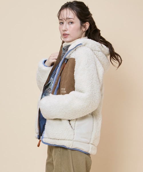 KRIFF MAYER Lady's Collection(クリフメイヤーレディースコレクション)の「シャギーボアフードジャケット(その他アウター・レディース・グレー/チャコール/セージグリーン/カラフル/ベージュ/ナチュラル・MEDIUM/LARGE)」の10枚目の写真
