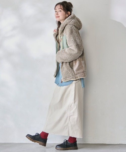 KRIFF MAYER Lady's Collection(クリフメイヤーレディースコレクション)の「シャギーボアフードジャケット(その他アウター・レディース・グレー/チャコール/セージグリーン/カラフル/ベージュ/ナチュラル・MEDIUM/LARGE)」の20枚目の写真