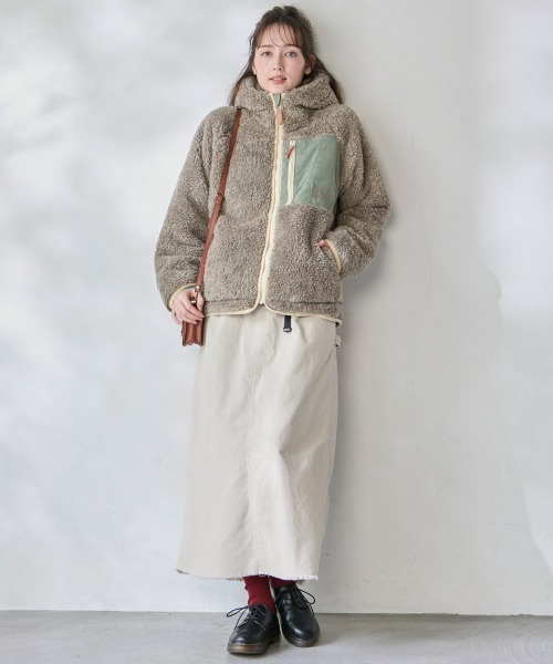 KRIFF MAYER Lady's Collection(クリフメイヤーレディースコレクション)の「シャギーボアフードジャケット(その他アウター・レディース・グレー/チャコール/セージグリーン/カラフル/ベージュ/ナチュラル・MEDIUM/LARGE)」の22枚目の写真