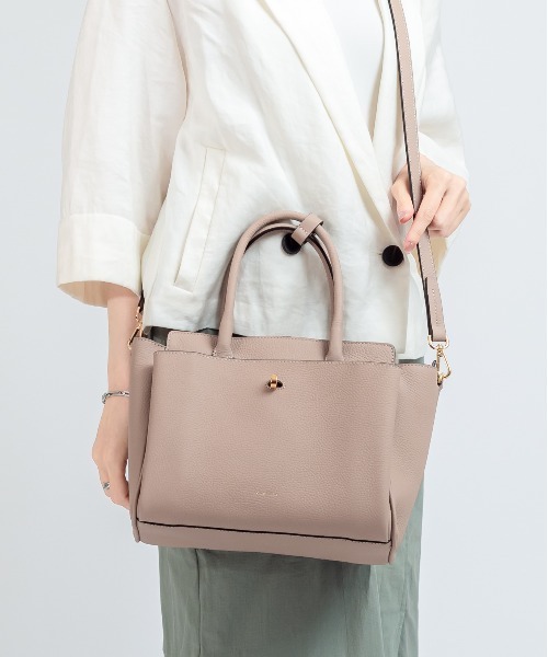 LORISTELLA(ロリステッラ)の「【LORISTELLA/ロリステッラ】2WAY レザーハンドバッグ イタリア製 ELLIE(ショルダーバッグ・レディース・ベージュ系その他/ブラック・FREE)」の2枚目の写真