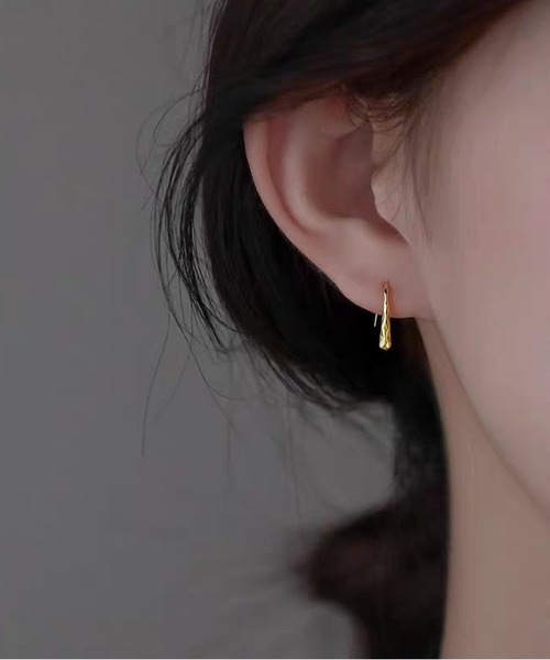 LA VORAGINE(ラ ヴォラジネ)の「カット フックピアス レディース ユニークデザイン(ピアス(両耳用)・レディース・GOLD/Silver・FREE)」の2枚目の写真