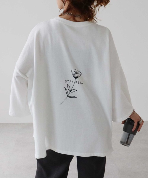 zena（ジェナ）の「線画フラワーバックロゴプリントTEE（Tシャツ/カットソー・レディース・オフホワイト/ブラック・FREE）」の2枚目の写真