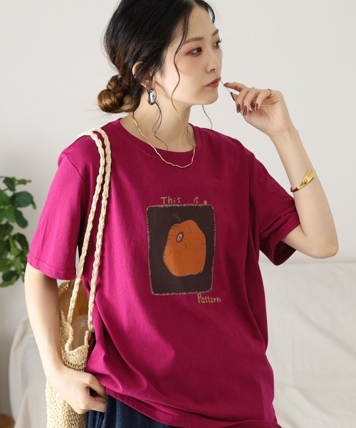 FUNALIVE(ファンアライブ)の「je crois soi プリント カットソー 半袖(Tシャツ/カットソー・レディース・ワイン/ブラック/オレンジ/ネイビー・FREE)」の3枚目の写真