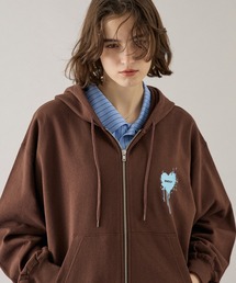 ONCILY（オンシェリー）の「26AW HEART LOGO FULL-ZIP HOODIE / ハートロゴフルジップフーディ（パーカー）」