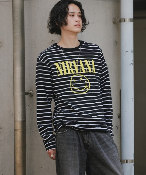 ROCK-OFF（ロックオフ）の「NIRVANA / ニルヴァーナ "Classic Happy Face" Black & White Striped T-shirt クラシックハッピーフェイス ボーダー Tシャツ 前面プリント 長袖 クルーネック ロンT バンドT メンズ レディース 2026年 秋 秋服 冬 冬服（Tシャツ/カットソー・メンズ・ブラック・S/M/L/XL）」の15枚目の写真