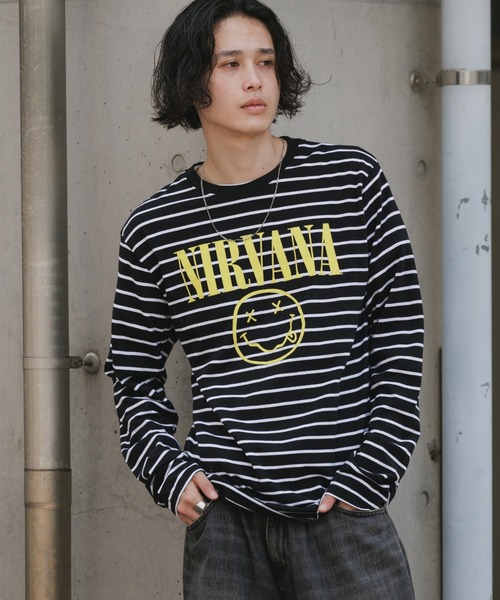 ROCK-OFF（ロックオフ）の「NIRVANA / ニルヴァーナ "Classic Happy Face" Black & White Striped T-shirt クラシックハッピーフェイス ボーダー Tシャツ 前面プリント 長袖 クルーネック ロンT バンドT メンズ レディース 2026年 秋 秋服 冬 冬服（Tシャツ/カットソー・メンズ・ブラック・S/M/L/XL）」の14枚目の写真