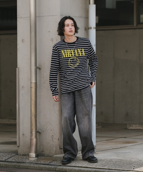 ROCK-OFF（ロックオフ）の「NIRVANA / ニルヴァーナ "Classic Happy Face" Black & White Striped T-shirt クラシックハッピーフェイス ボーダー Tシャツ 前面プリント 長袖 クルーネック ロンT バンドT メンズ レディース 2026年 秋 秋服 冬 冬服（Tシャツ/カットソー・メンズ・ブラック・S/M/L/XL）」の11枚目の写真
