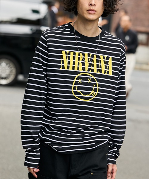 ROCK-OFF（ロックオフ）の「NIRVANA / ニルヴァーナ "Classic Happy Face" Black & White Striped T-shirt クラシックハッピーフェイス ボーダー Tシャツ 前面プリント 長袖 クルーネック ロンT バンドT メンズ レディース 2026年 秋 秋服 冬 冬服（Tシャツ/カットソー・メンズ・ブラック・S/M/L/XL）」の21枚目の写真