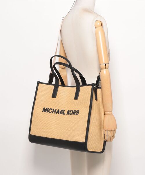 MICHAEL KORS(マイケルコース)の「COOPER ストラクチャー トート ウィズ ストラップ(トートバッグ・メンズ・ナチュラル・FREE)」の2枚目の写真