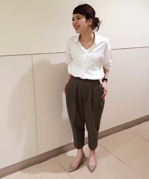 LE TALON（ルタロン）の「5.5CMポインテッドエナメルプレーン◆（パンプス・レディース・ブラック/ブラック系その他/ベージュ/レッド/イエロー・35.5/36/36.5/37/37.5/38/35）」の14枚目の写真