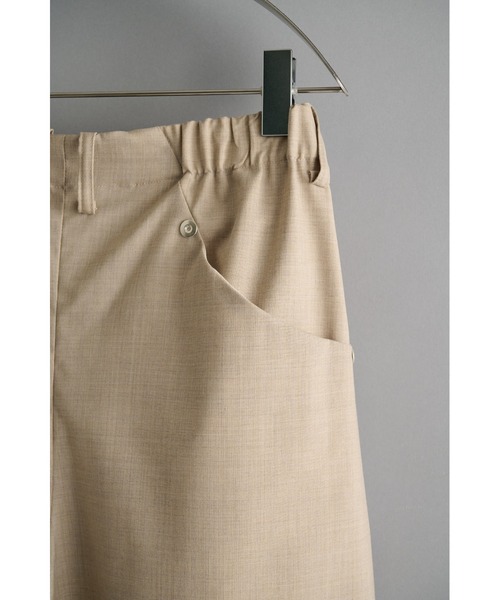 CONZ(コンズ)の「curve leg trousers summer fades(スラックス・メンズ・ベージュ/ホワイト/チャコールグレー/ブラック・1/2/3/4)」の21枚目の写真