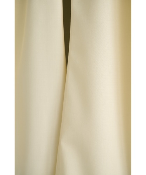 CONZ(コンズ)の「curve leg trousers summer fades(スラックス・メンズ・ベージュ/ホワイト/チャコールグレー/ブラック・1/2/3/4)」の10枚目の写真