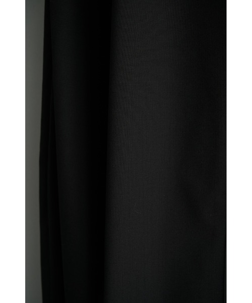 CONZ(コンズ)の「curve leg trousers summer fades(スラックス・メンズ・ベージュ/ホワイト/チャコールグレー/ブラック・1/2/3/4)」の14枚目の写真