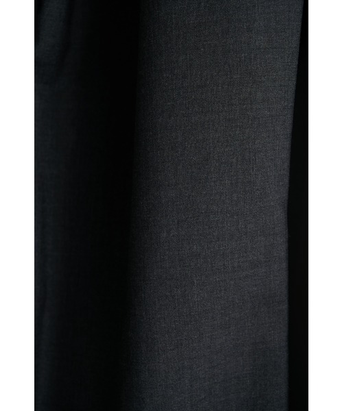CONZ(コンズ)の「curve leg trousers summer fades(スラックス・メンズ・ベージュ/ホワイト/チャコールグレー/ブラック・1/2/3/4)」の18枚目の写真