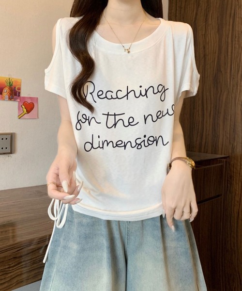 Girly Doll(ガーリードール)の「レタリングカットアウトサイドギャザーTシャツ(Tシャツ/カットソー・レディース・ブラック/ライトブルー/ホワイト・M/L)」の7枚目の写真