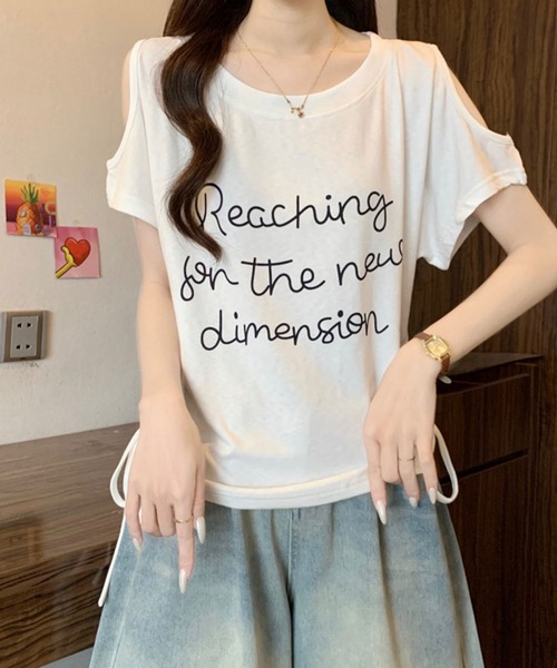 Girly Doll(ガーリードール)の「レタリングカットアウトサイドギャザーTシャツ(Tシャツ/カットソー・レディース・ブラック/ライトブルー/ホワイト・M/L)」の8枚目の写真