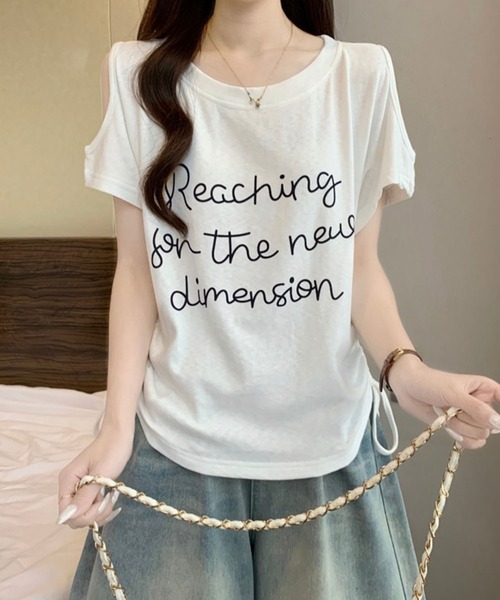 Girly Doll(ガーリードール)の「レタリングカットアウトサイドギャザーTシャツ(Tシャツ/カットソー・レディース・ブラック/ライトブルー/ホワイト・M/L)」の10枚目の写真