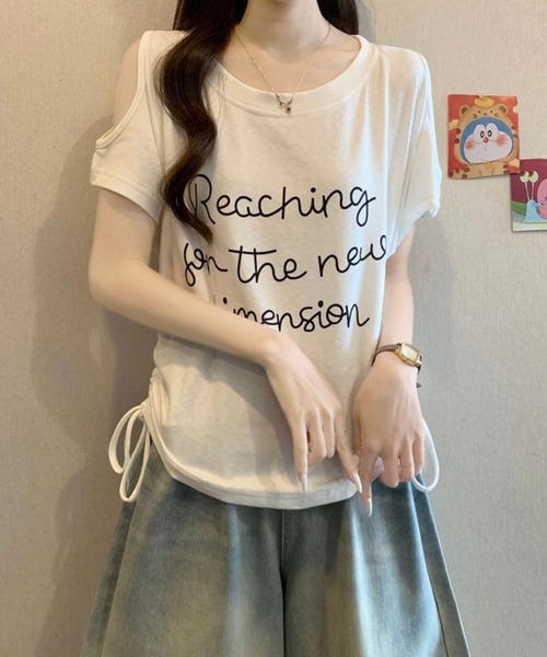 Girly Doll(ガーリードール)の「レタリングカットアウトサイドギャザーTシャツ(Tシャツ/カットソー・レディース・ブラック/ライトブルー/ホワイト・M/L)」の12枚目の写真