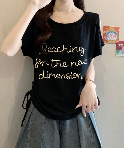 Girly Doll(ガーリードール)の「レタリングカットアウトサイドギャザーTシャツ(Tシャツ/カットソー・レディース・ブラック/ライトブルー/ホワイト・M/L)」の13枚目の写真