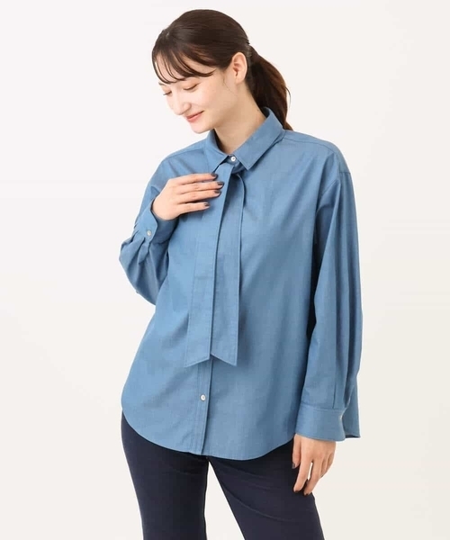 MK MICHEL KLEIN（エムケーミッシェルクラン）の「[洗える]ボウタイ付きデニムライクシャツブラウス（シャツ/ブラウス・レディース・ライトブルー/ブラック・38）」の12枚目の写真