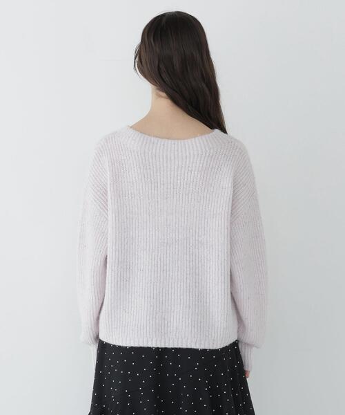 NATURAL BEAUTY BASIC（ナチュラルビューティーベーシック）の「ラメミックスボクシーニット（ニット/セーター・レディース・オフホワイト/ベージュ/ラベンダー・FREE）」の8枚目の写真