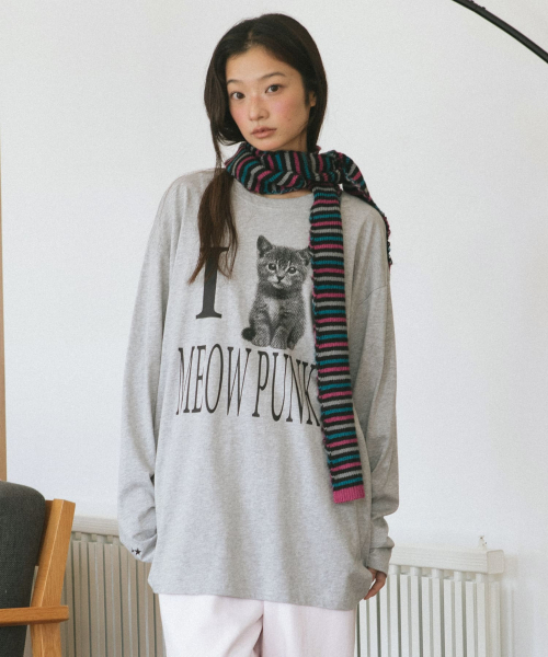 Cavish(カビシ)の「I LOVE MEOW PUNK LS TEE GREY(CV2GFFT559A)(Tシャツ/カットソー・レディース・チャコールグレー・MEDIUM/SMALL)」の2枚目の写真