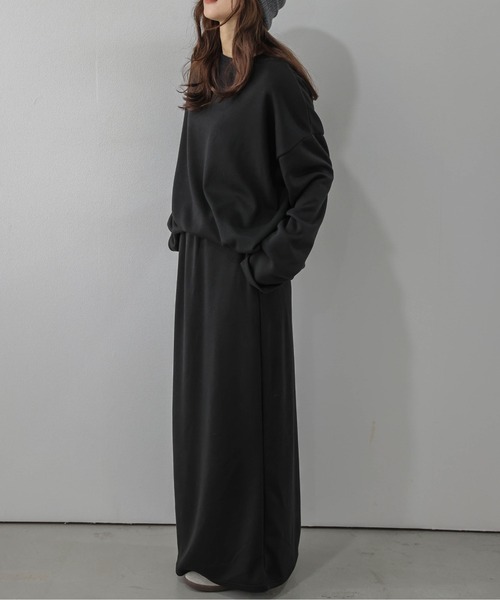 La-gemme(ラジェム)の「トップス×Iラインスカート セットアップ/ふんわり裏起毛/リラクシー(セットアップ・レディース・ダークブラウン/グレー/ブラック/アイボリー・フリー)」の9枚目の写真
